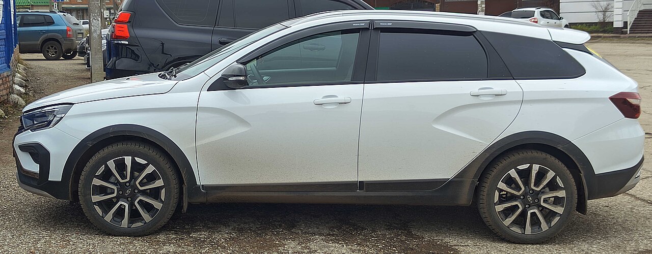 Lada Vesta